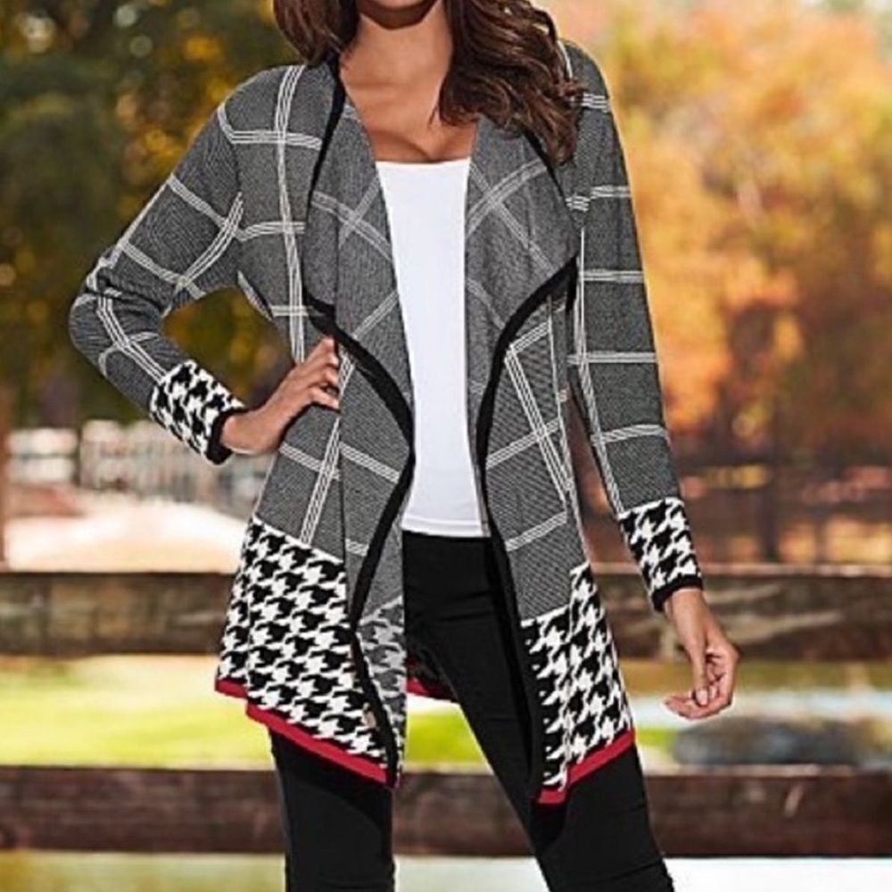 VENUS NY Collection duster cardigan offers a multi-dimensional